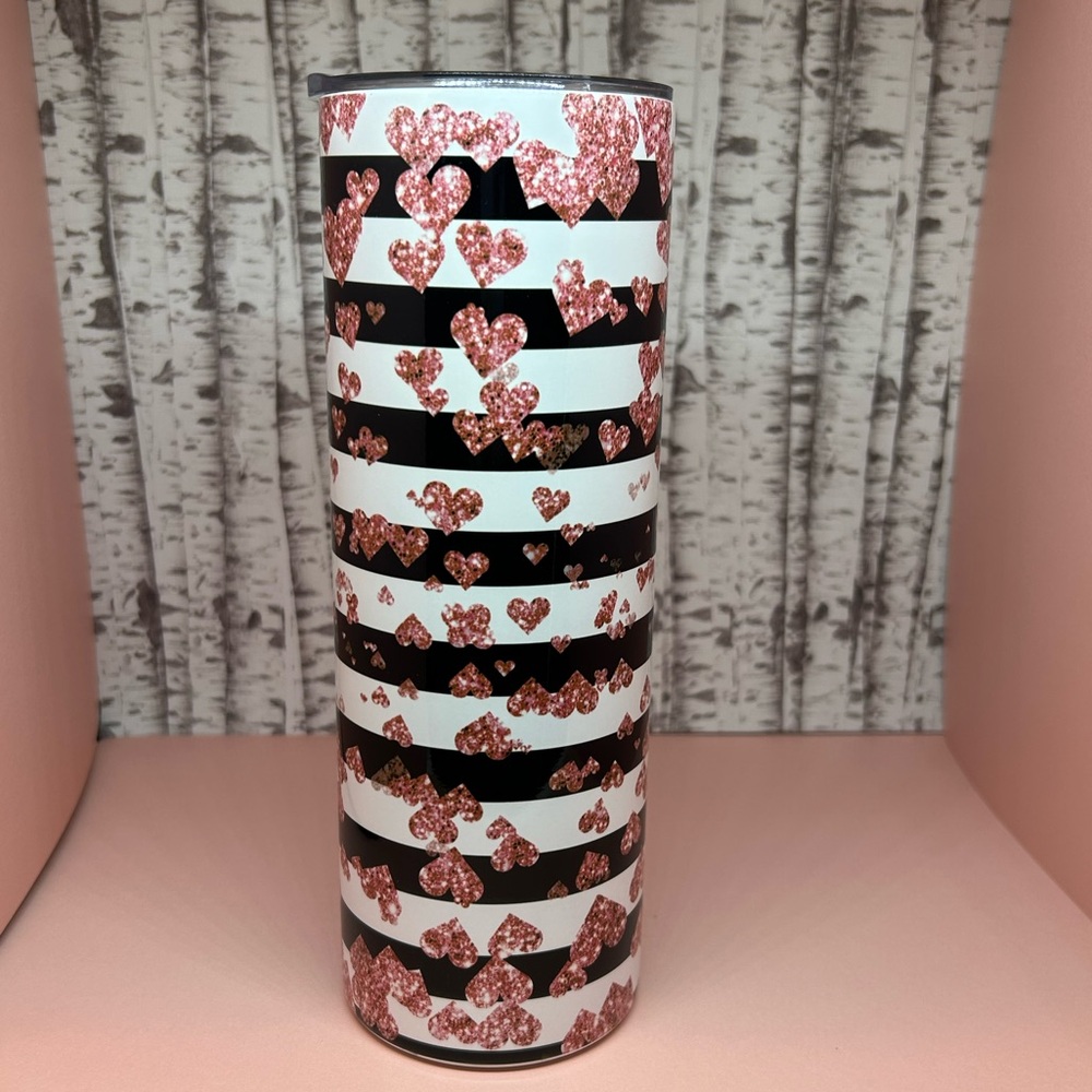 Hearts & Stripes Tumbler 💕